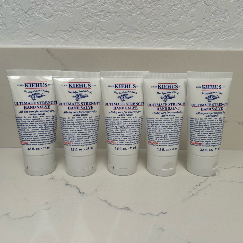 Kiehl’s Ultimate Strength Hand Salve - Picture 2 of 4